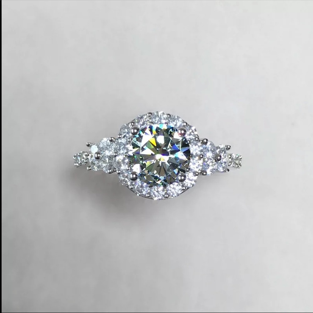 New Dainty 925 Silver Diamond Luxury Ring 💍 - Picture 4 of 5